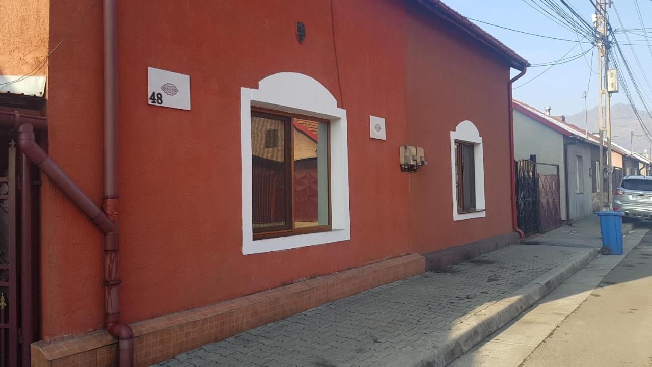 Отель Casa Cojanu Петрошани Экстерьер фото