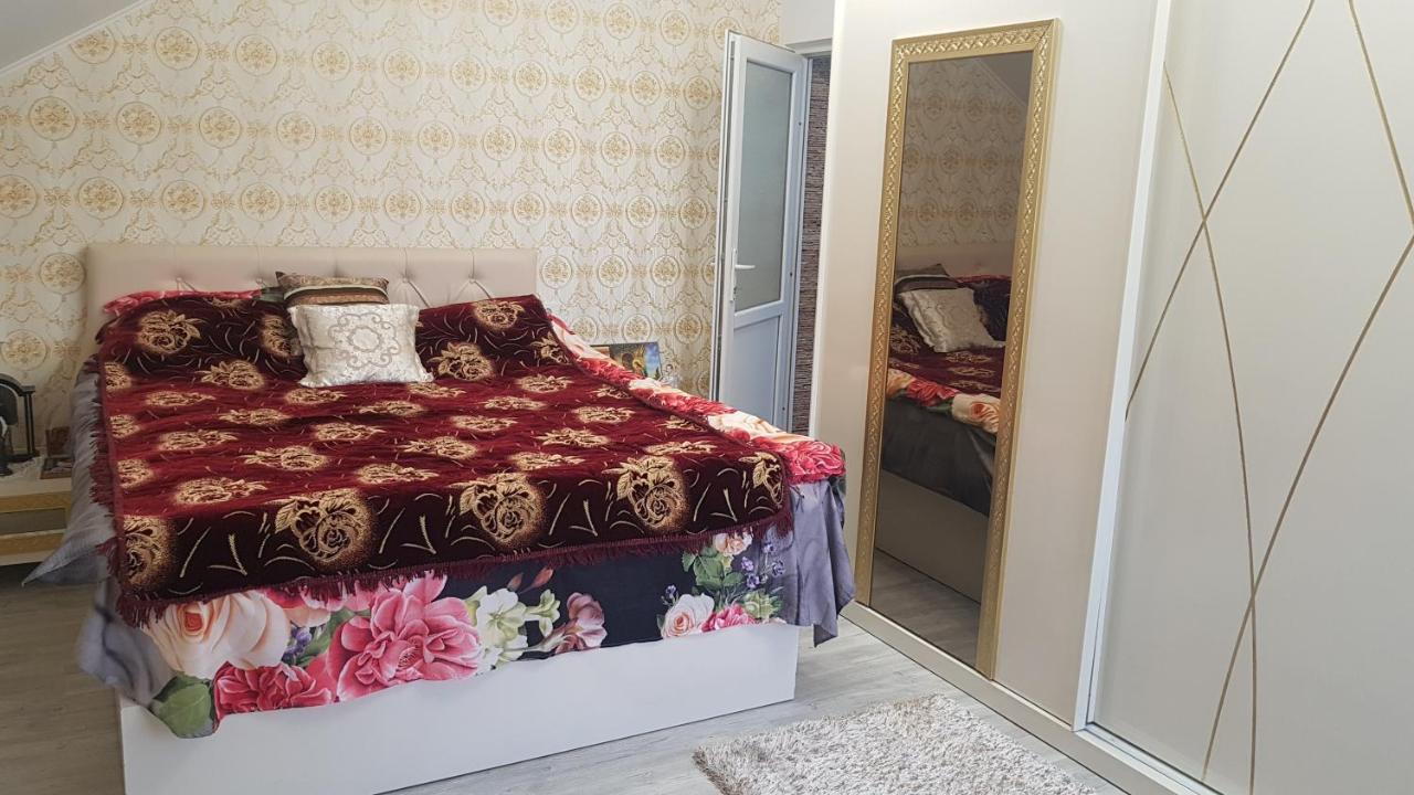 Отель Casa Cojanu Петрошани Экстерьер фото