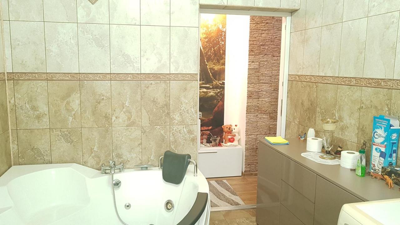 Отель Casa Cojanu Петрошани Экстерьер фото